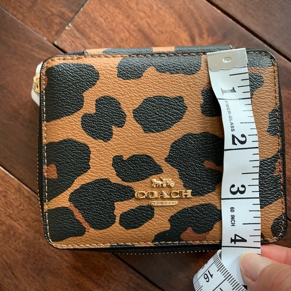 Leopard Print Leather Jewelry Box - Picture 6 of 6